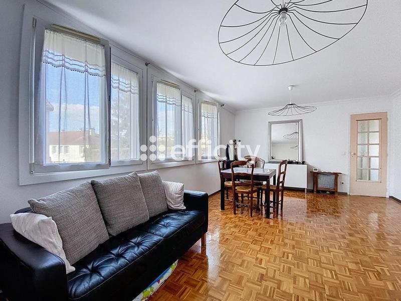 Pavillon - 65 m² - 3 pièces