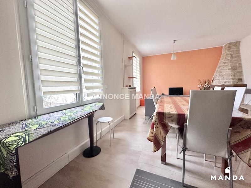 Appartement - 75 m² - 3 pièces