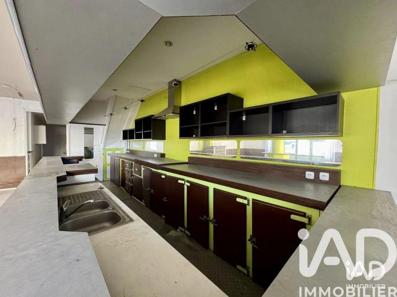 Local commercial - 300 m²