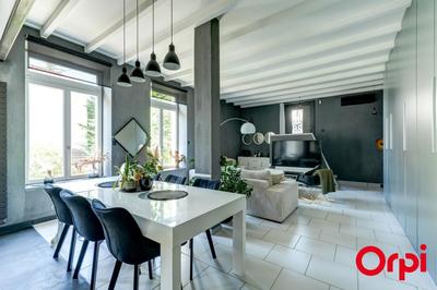 Appartement - 145 m² - 5 pièces