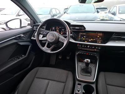 Audi A3 Berline IV 35 Tfsi 150 Business Line