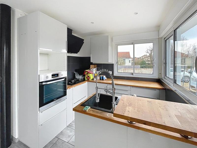 Maison - 113 m² - 6 pièces