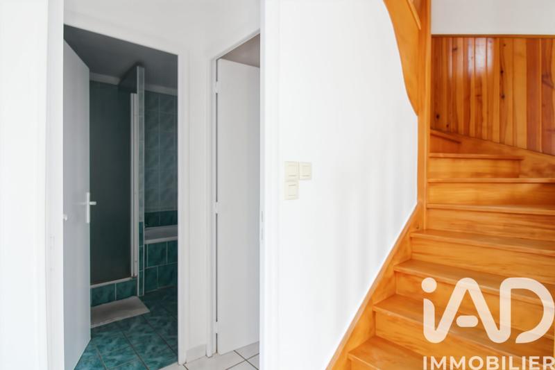 Maison - 93 m² - 5 pièces