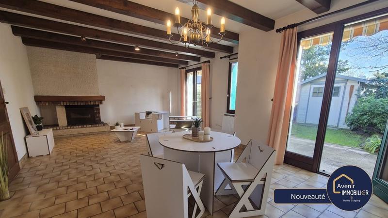 Maison - 95 m² - 5 pièces