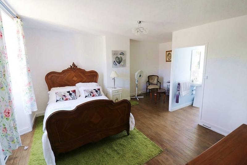 Propriété - 213 m² - 8 pièces