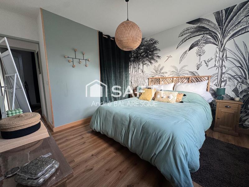 Maison - 93 m² - 6 pièces