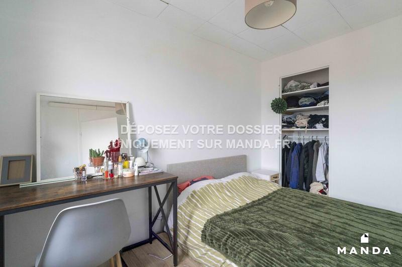 Chambre - 10 m² - 4 pièces