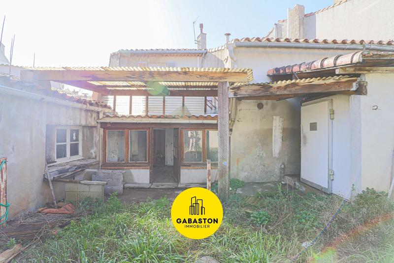 Local commercial - 67 m² - 3 pièces