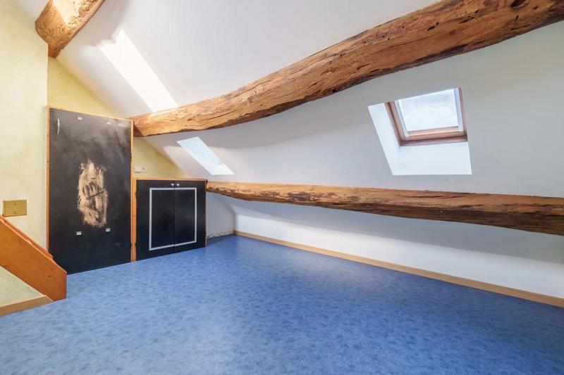 Propriété - 141 m² - 6 pièces