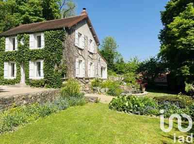 Maison - 155 m² - 7 pièces