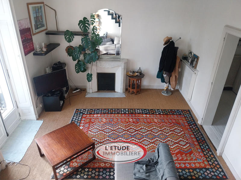 Appartement - 161 m² - 8 pièces