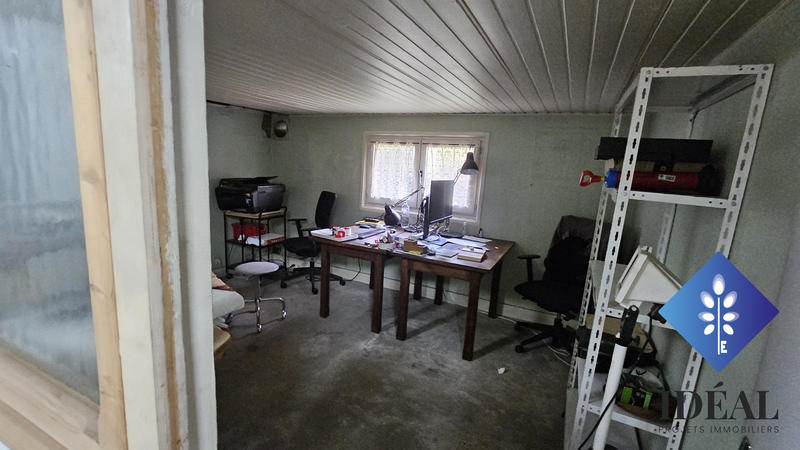 Maison - 210 m² - 6 pièces