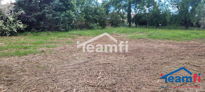 Terrain - 905 m²