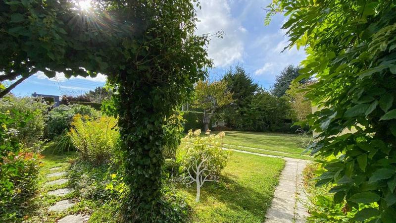 Maison - 160 m² - 8 pièces