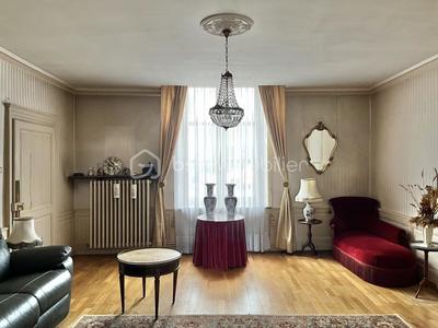 Maison de maîtres - 600 m² - 10 pièces