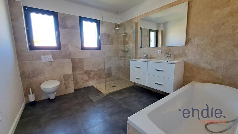 Maison - 113 m² - 4 pièces