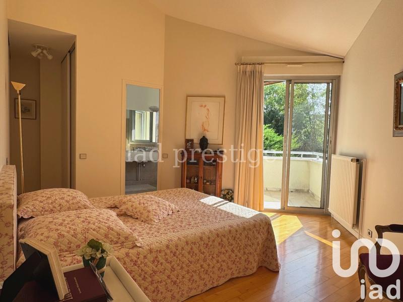 Maison de maîtres - 180 m² - 7 pièces