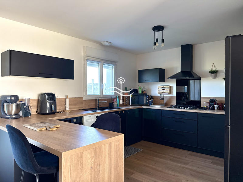 Maison - 93 m² - 5 pièces