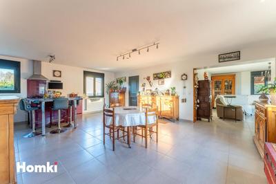 Maison - 180 m² - 6 pièces