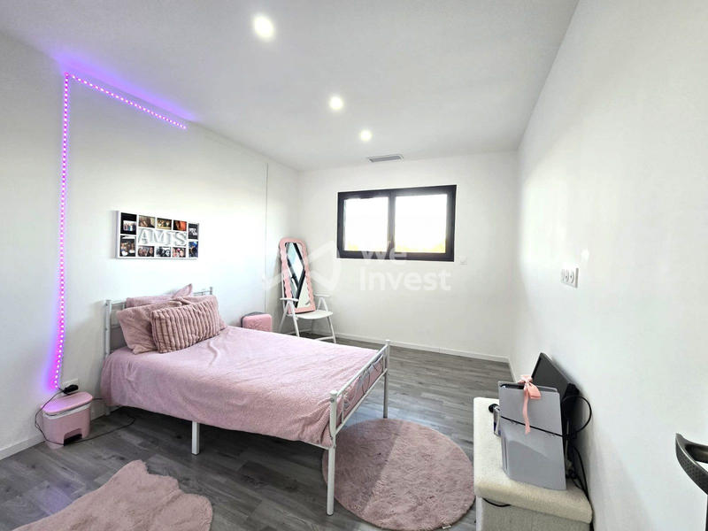 Maison traditionnelle - 145 m² - 5 pièces