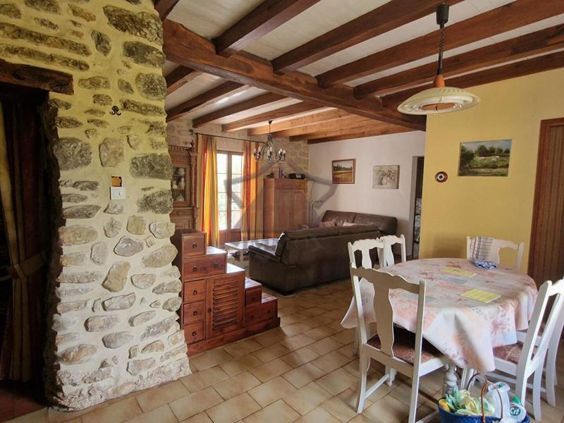 Maison provençale - 153 m² - 6 pièces