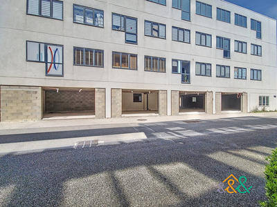 Local commercial - 250 m²