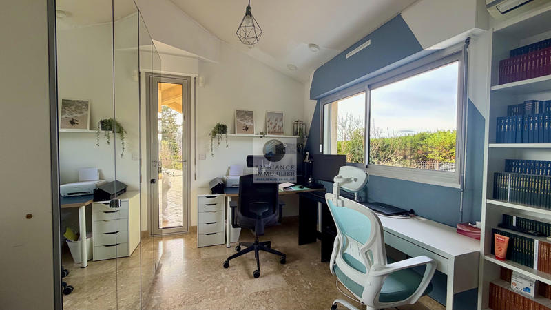 Maison - 169 m² - 8 pièces