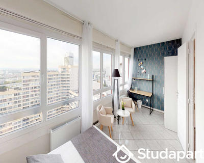 Chambre - 120 m² - 1 pièce