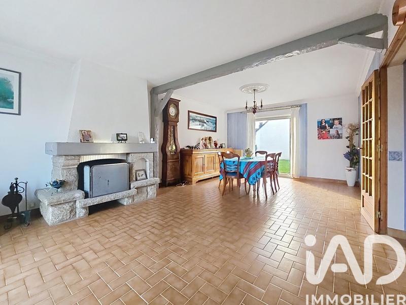 Maison - 104 m² - 5 pièces