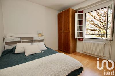 Maison - 200 m² - 8 pièces