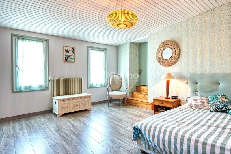 Maison en pierre - 190 m² - 7 pièces