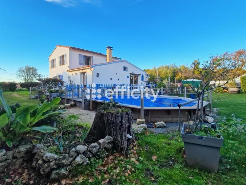 Pavillon - 218 m² - 9 pièces