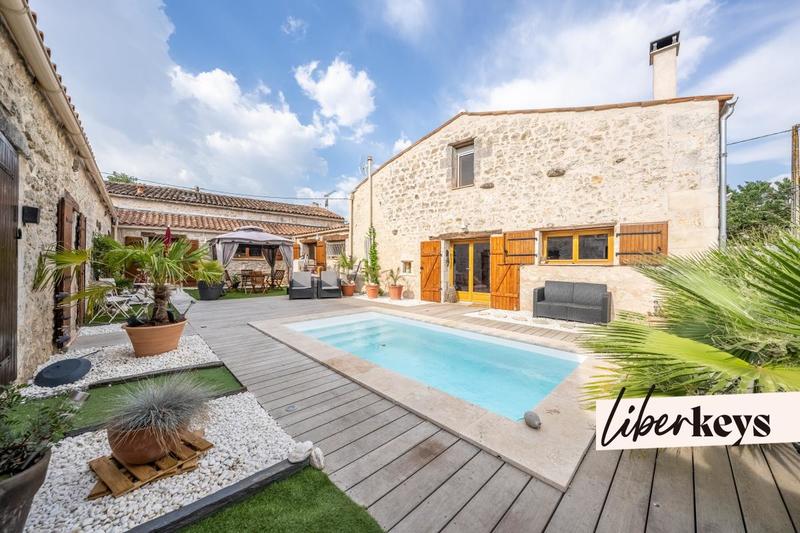 Corps de ferme - 201 m² - 6 pièces