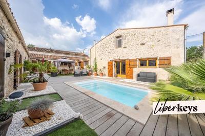 Corps de ferme - 201 m² - 6 pièces