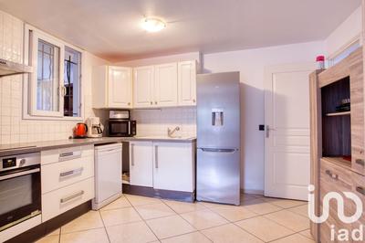 Appartement - 77 m² - 4 pièces