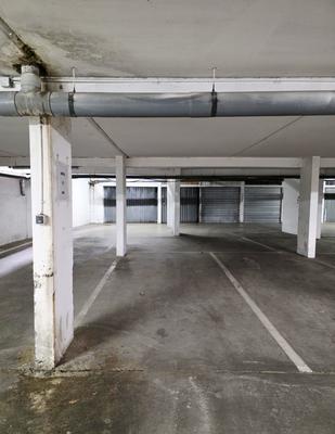Parking / Garage - 12 m²