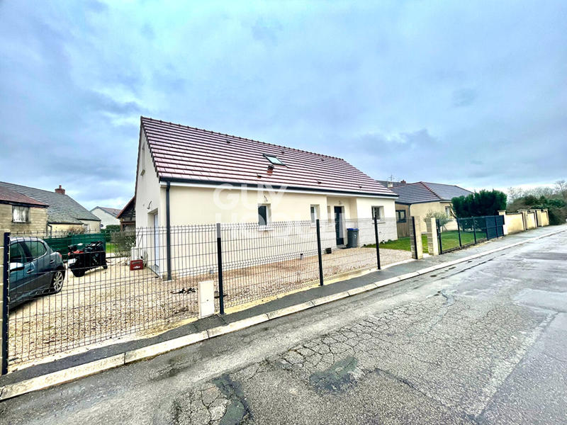 Maison - 100 m² - 5 pièces