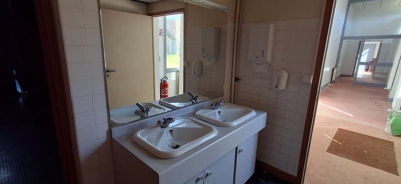 Château - 1 800 m² - 30 pièces