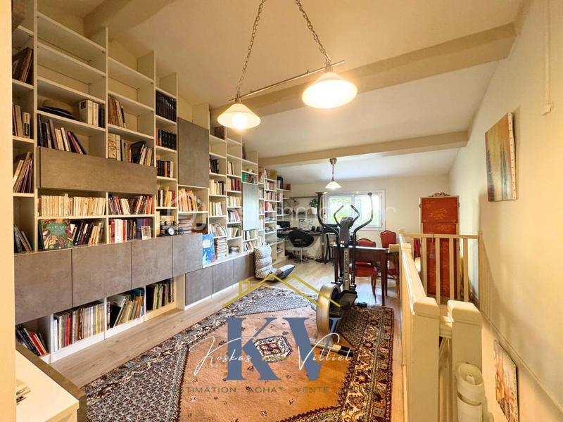 Maison - 160 m² - 6 pièces