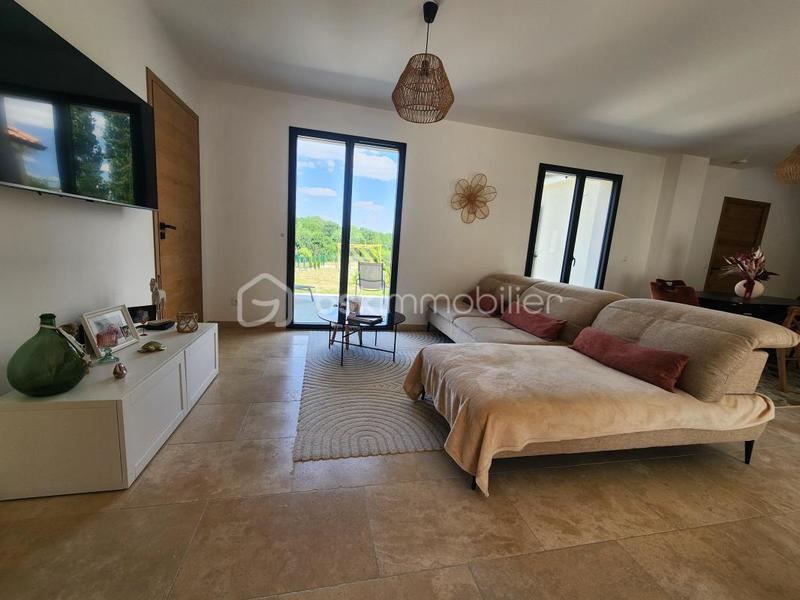 Maison - 123 m² - 6 pièces