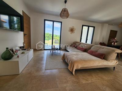 Maison - 123 m² - 6 pièces