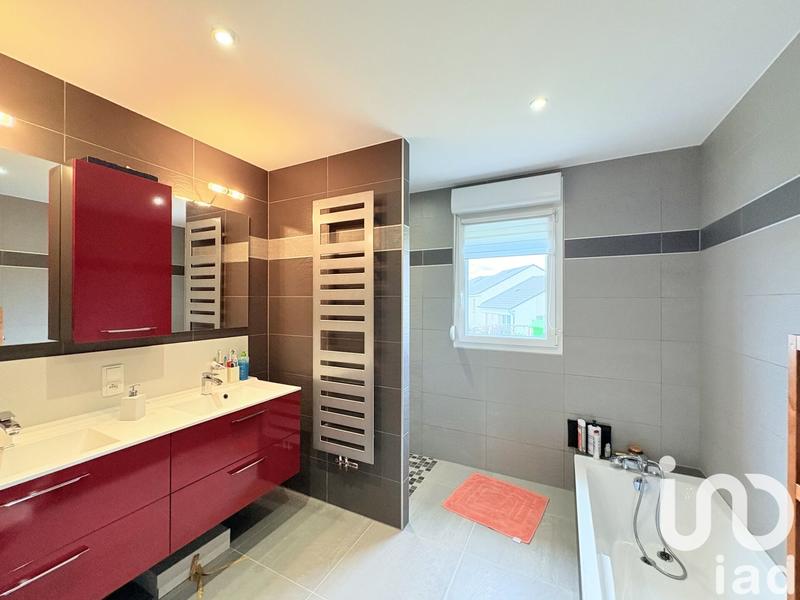 Maison - 178 m² - 5 pièces