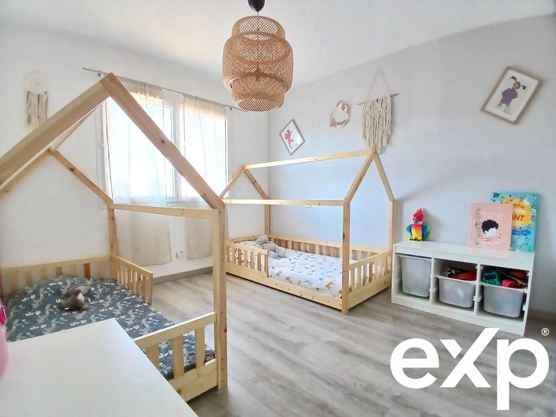 Maison - 90 m² - 4 pièces