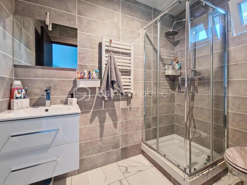 Maison - 114 m² - 4 pièces