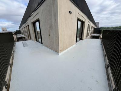 Appartement - 111 m² - 5 pièces