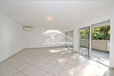 Appartement - 80 m² - 3 pièces