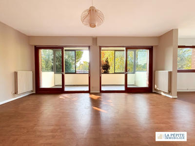 Appartement - 97 m² - 3 pièces