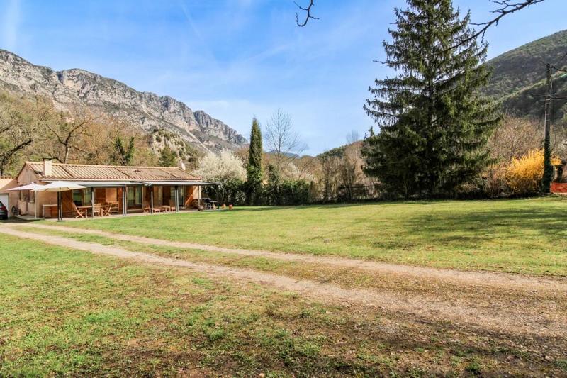 Maison - 93 m² - 3 pièces