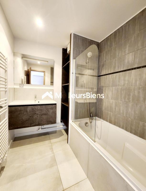 Appartement ancien - 66 m² - 3 pièces