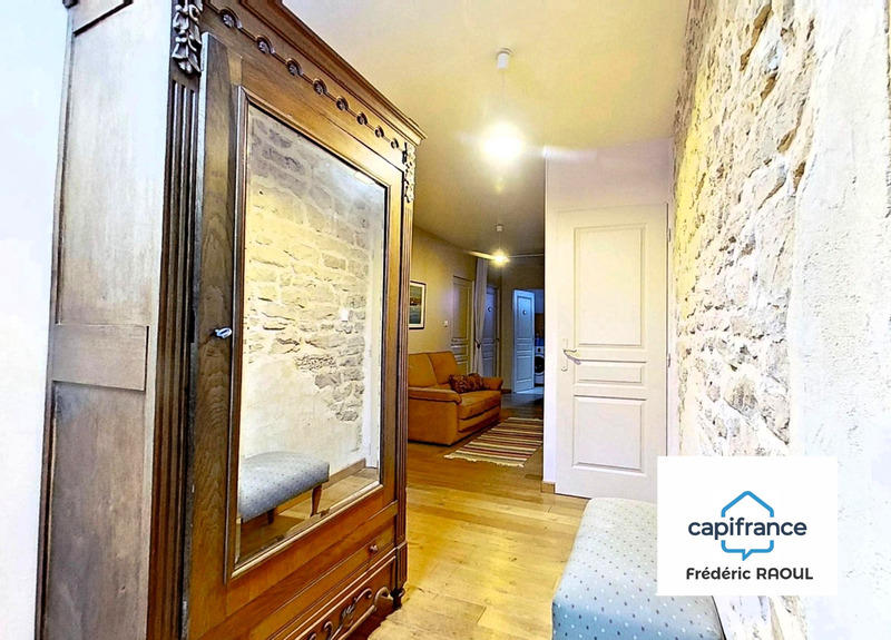 Maison - 199 m² - 7 pièces